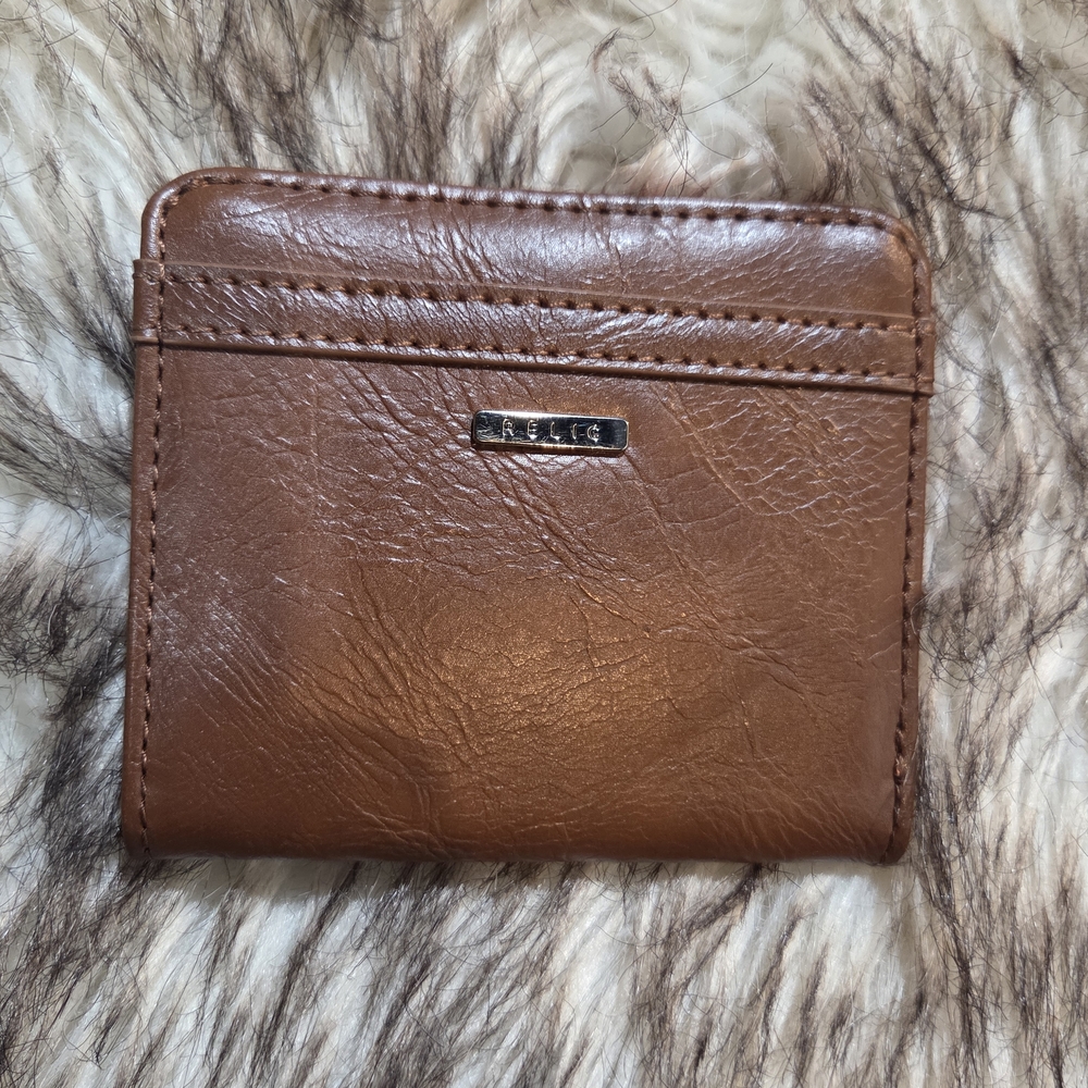 4/$15 Relic Brown Leather Wallet